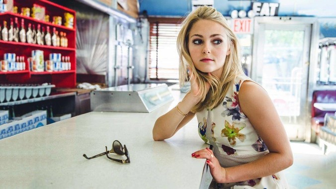 肉做的鲸能轻松下潜2000米，为何钢铁之躯的潜艇却不行?